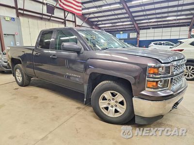Czwarte zdjęcie samochodu z boku: 2015 CHEVROLET SILVERADO K1500 LT VIN:1GCVKREC6FZ173713 - miniatura