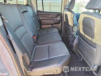 Zdjęcie 10 z 12 samochodu: 2023 HONDA RIDGELINE RTL VIN:5FPYK3F54PB039940 - miniatura