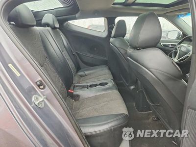 Zdjęcie 10 z 12 samochodu: 2012 HYUNDAI VELOSTER BASE VIN:KMHTC6AD1CU074156 - miniatura