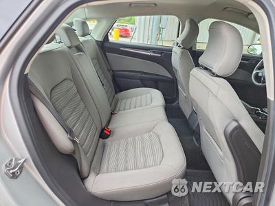 Zdjęcie 10 z 12 samochodu: 2016 FORD FUSION S VIN:1FA6P0G78G5126764 - miniatura