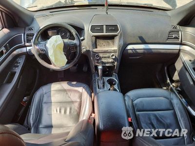 Zdjęcie 8 z 13 samochodu: 2017 FORD EXPLORER XLT VIN:1FM5K8D80HGD75416 - miniatura