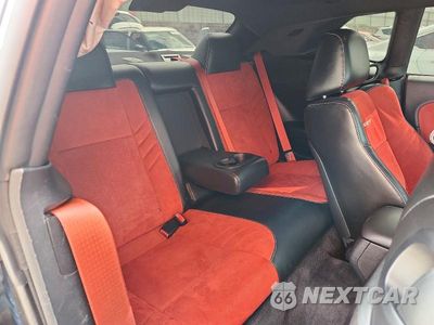 Zdjęcie 10 z 12 samochodu: 2016 DODGE CHALLENGER SRT HELLCAT VIN:2C3CDZC90GH209474 - miniatura