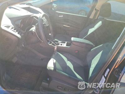 Zdjęcie 7 z 12 samochodu: 2017 FORD ESCAPE SE VIN:1FMCU9GD8HUE73109 - miniatura