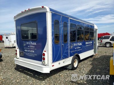 Czwarte zdjęcie samochodu z boku: 2007 FORD E450 SHUTTLE BUS VIN:1FDXE45S87DB30155 - miniatura