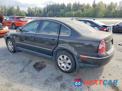 Drugie zdjęcie samochodu z przodu: 2002 VOLKSWAGEN PASSAT GLX 4MOTION VIN:WVWTH63B62P176003 - miniatura