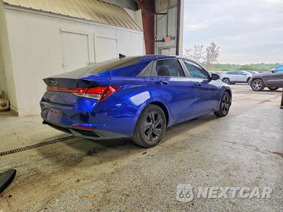 Trzecie zdjęcie samochodu z tyłu: 2022 HYUNDAI ELANTRA SEL VIN:5NPLM4AG7NH080279 - miniatura