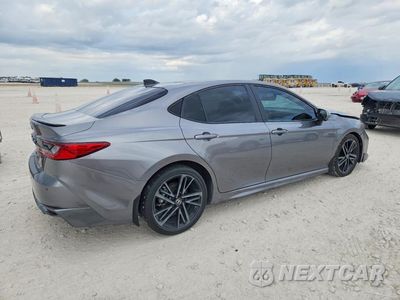 Trzecie zdjęcie samochodu z tyłu: 2025 TOYOTA CAMRY XSE VIN:4T1DAACK5SU630119 - miniatura