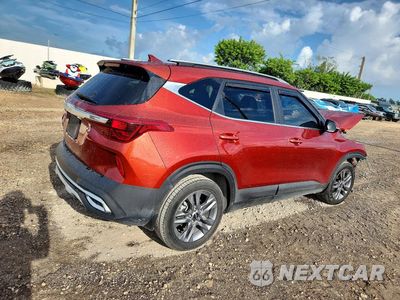 Trzecie zdjęcie samochodu z tyłu: 2023 KIA SELTOS S VIN:KNDEU2AA7P7429246 - miniatura