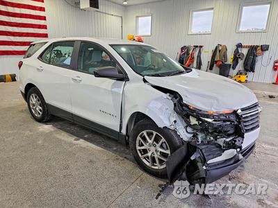 Czwarte zdjęcie samochodu z boku: 2022 CHEVROLET EQUINOX LS VIN:3GNAXHEVXNS101038 - miniatura