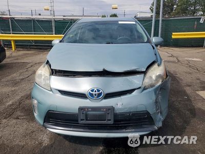Piąte zdjęcie samochodu w środku: 2012 TOYOTA PRIUS TWO VIN:JTDKN3DU3C1556990 - miniatura