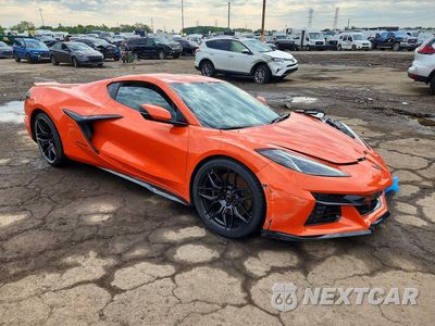 Czwarte zdjęcie samochodu z boku: 2026 CHEVROLET CORVETTE Z06 2LZ VIN:1G1YE2D39T5603839 - miniatura