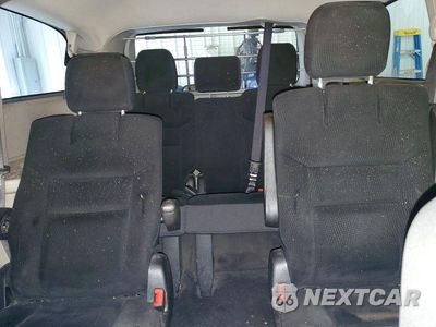 Zdjęcie 10 z 14 samochodu: 2019 DODGE GRAND CARAVAN SE VIN:2C4RDGBG7KR726669 - miniatura
