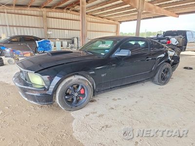 2008 FORD MUSTANG GT 1ZVHT82H585109982 - główne zdjęcie licytacji z USA - miniatura