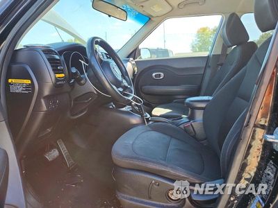 Zdjęcie 7 z 12 samochodu: 2014 KIA SOUL BASE VIN:KNDJN2A2XE7053465 - miniatura
