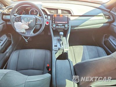 Zdjęcie 8 z 14 samochodu: 2018 HONDA CIVIC EX VIN:SHHFK7H5XJU428964 - miniatura
