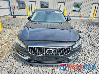 Piąte zdjęcie samochodu w środku: 2018 VOLVO S90 T6 INSCRIPTION VIN:LVY992ML0JP029478 - miniatura