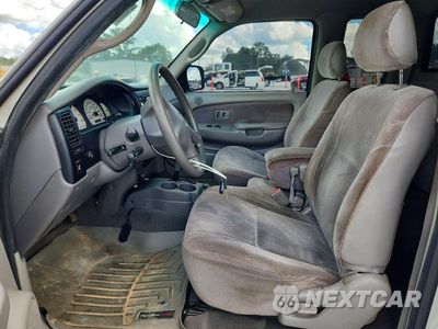 Zdjęcie 7 z 12 samochodu: 2002 TOYOTA TACOMA XTRACAB PRERUNNER VIN:5TESN92N72Z128598 - miniatura