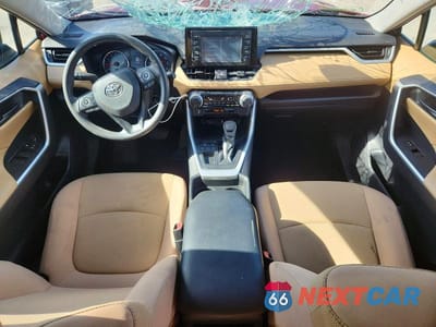 Zdjęcie 8 z 12 samochodu: 2019 TOYOTA RAV4 LE VIN:2T3H1RFVXKW016745 - miniatura