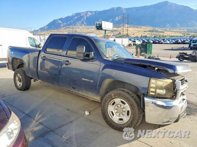 Czwarte zdjęcie samochodu z boku: 2010 CHEVROLET SILVERADO K2500 HEAVY DUTY LT VIN:1GC4KXBGXAF155622 - miniatura