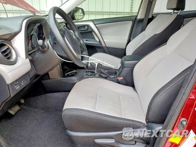 Zdjęcie 7 z 13 samochodu: 2018 TOYOTA RAV4 HYBRID LE VIN:JTMRJREV6JD253377 - miniatura