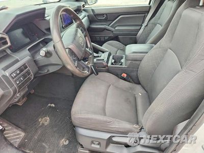 Zdjęcie 7 z 12 samochodu: 2024 TOYOTA TACOMA SR VIN:3TYKD5HN2RT000980 - miniatura