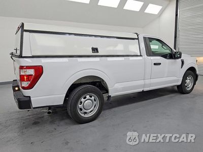 Trzecie zdjęcie samochodu z tyłu: 2023 FORD F150 VIN:1FTMF1CB1PKE33067 - miniatura