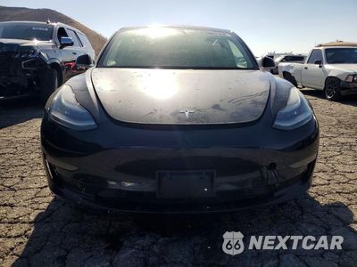 Piąte zdjęcie samochodu w środku: 2018 TESLA MODEL 3 VIN:5YJ3E1EB1JF071662 - miniatura