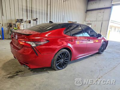 Trzecie zdjęcie samochodu z tyłu: 2022 TOYOTA CAMRY XSE V6 VIN:4T1KZ1AKXNU061971 - miniatura