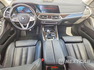 Zdjęcie 8 z 12 samochodu: 2019 BMW X7 XDRIVE50I VIN:5UXCX4C53KLS36228 - miniatura