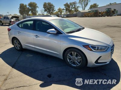 Czwarte zdjęcie samochodu z boku: 2018 HYUNDAI ELANTRA SEL VIN:KMHD84LF2JU708760 - miniatura