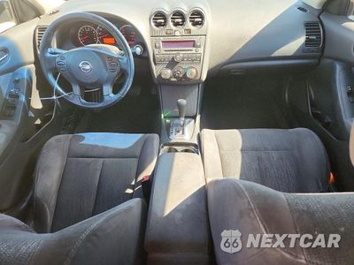 Zdjęcie 8 z 12 samochodu: 2011 NISSAN ALTIMA 2.5 VIN:1N4AL2AP5BN450340 - miniatura
