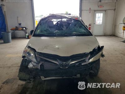 Piąte zdjęcie samochodu w środku: 2020 TOYOTA SIENNA XLE 8-PASSENGER VIN:5TDYZ3DC7LS060602 - miniatura