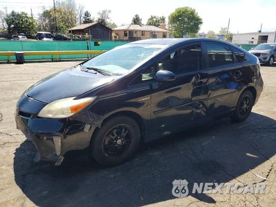 2013 TOYOTA PRIUS THREE JTDKN3DU1D5567920 - główne zdjęcie licytacji z USA - miniatura