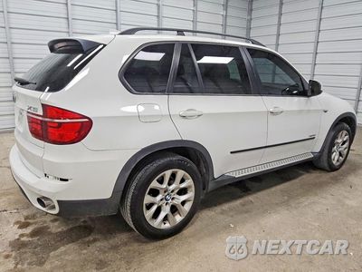 Trzecie zdjęcie samochodu z tyłu: 2013 BMW X5 XDRIVE35I VIN:5UXZV4C50D0B02977 - miniatura