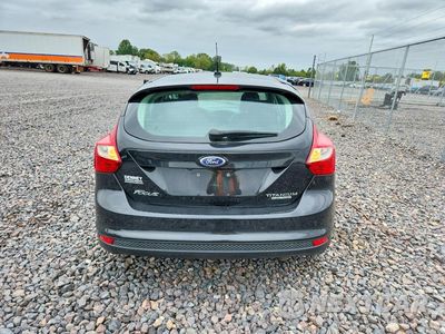 Zdjęcie 6 z 12 samochodu: 2014 FORD FOCUS TITANIUM VIN:1FADP3N29EL192684 - miniatura