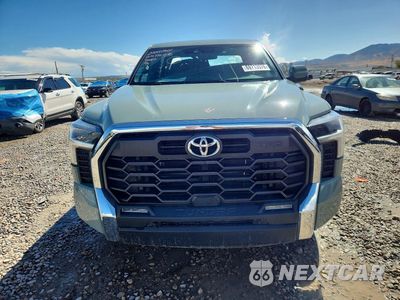 Piąte zdjęcie samochodu w środku: 2025 TOYOTA TUNDRA SR5 VIN:5TFLA5DB8SX275709 - miniatura