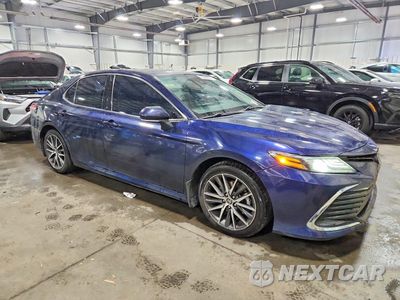 Czwarte zdjęcie samochodu z boku: 2021 TOYOTA CAMRY XLE VIN:4T1F11BK3MU036254 - miniatura
