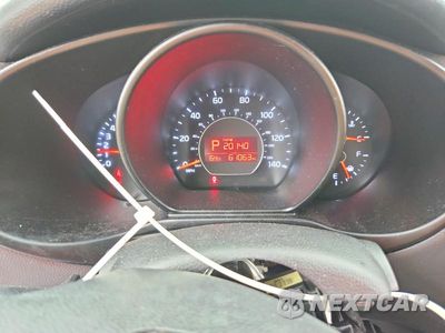 Zdjęcie 9 z 13 samochodu: 2016 KIA SOUL BASE VIN:KNDJN2A24G7835165 - miniatura