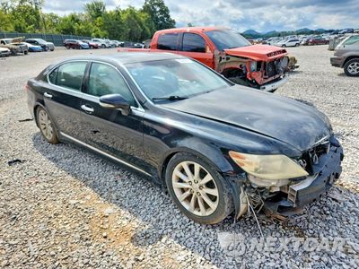 Czwarte zdjęcie samochodu z boku: 2011 LEXUS LS 460L VIN:JTHGL1EF6B5041830 - miniatura