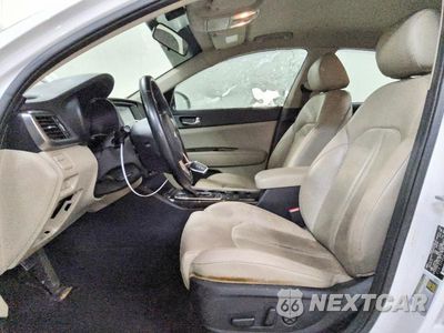 Zdjęcie 7 z 12 samochodu: 2017 KIA OPTIMA EX VIN:5XXGU4L30HG178260 - miniatura