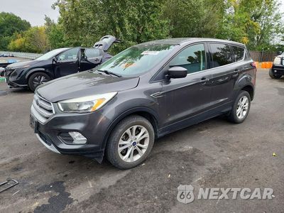 2017 FORD ESCAPE SE 1FMCU9GD2HUD66637 - główne zdjęcie licytacji z USA - miniatura