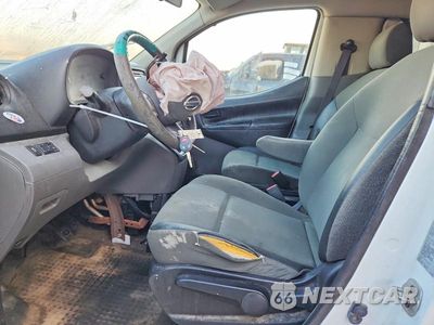 Zdjęcie 7 z 14 samochodu: 2015 NISSAN NV200 SV VIN:3N6CM0KN5FK709869 - miniatura