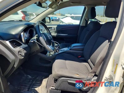 Zdjęcie 7 z 13 samochodu: 2018 DODGE JOURNEY SE VIN:3C4PDCAB3JT383814 - miniatura