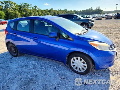 Czwarte zdjęcie samochodu z boku: 2014 NISSAN VERSA NOTE SV VIN:3N1CE2CP5EL419199 - miniatura