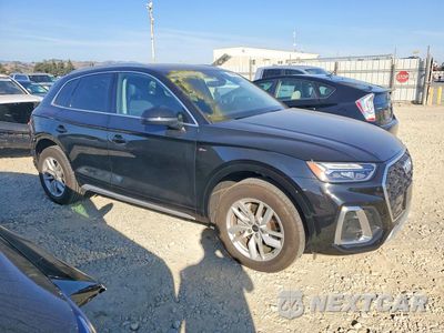 Czwarte zdjęcie samochodu z boku: 2022 AUDI Q5 PREMIUM 45 VIN:WA1GAAFY1N2060762 - miniatura