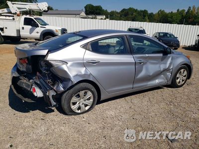 Trzecie zdjęcie samochodu z tyłu: 2016 HYUNDAI ELANTRA SE VIN:5NPDH4AE8GH735611 - miniatura