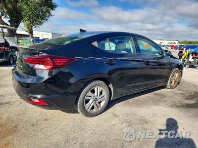Trzecie zdjęcie samochodu z tyłu: 2020 HYUNDAI ELANTRA SEL VIN:5NPD84LF6LH548271 - miniatura
