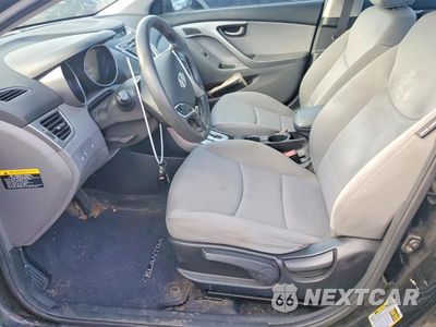 Zdjęcie 7 z 12 samochodu: 2012 HYUNDAI ELANTRA GLS VIN:KMHDH4AE5CU331502 - miniatura