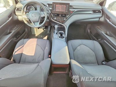 Zdjęcie 8 z 13 samochodu: 2021 TOYOTA CAMRY LE VIN:4T1C11AK5MU593624 - miniatura