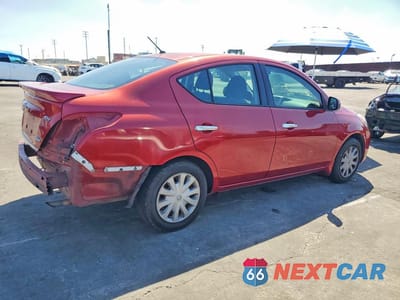 Trzecie zdjęcie samochodu z tyłu: 2014 NISSAN VERSA 1.6 SV VIN:3N1CN7AP2EK463263 - miniatura